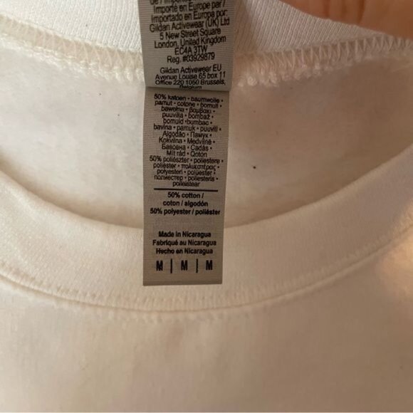 Taylor Swift In My Era Album CDs Crew Neck Lightweight Sweatshirt Size M - Picture 6 of 7